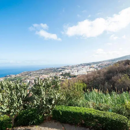 Nature Meets Luxury In Nice Near Tenerife Coastline Tatil Evi